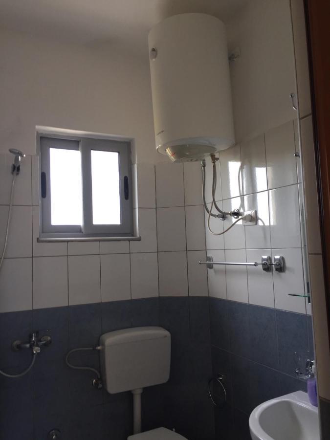 Shyqi Apartments Velipoje Ngoại thất bức ảnh